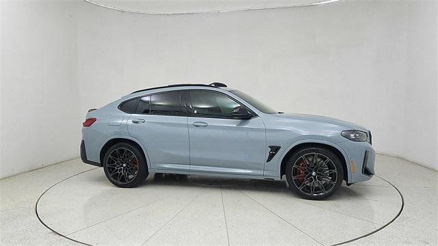 Photo of 2025 Brooklyn Grey Metallic BMW X4 M