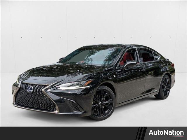 Photo of 2022 Obsidian Lexus ES 300h