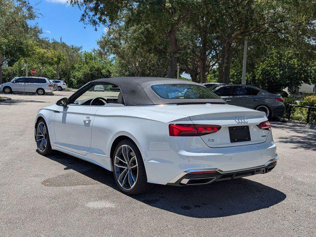 Photo of 2024 Glacier White Metall Audi A5