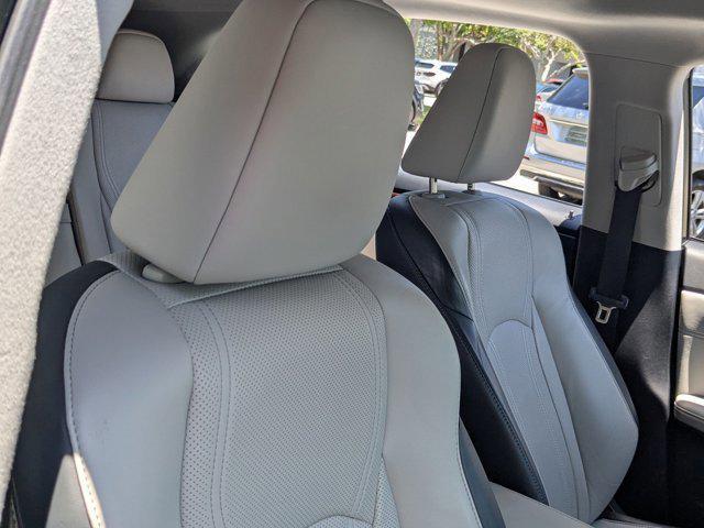 Photo of 2019 Silver Lexus RX 350