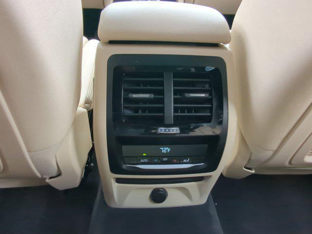Photo of 2019 Alpine White BMW X3