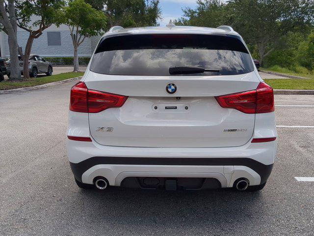 Photo of 2019 Alpine White BMW X3