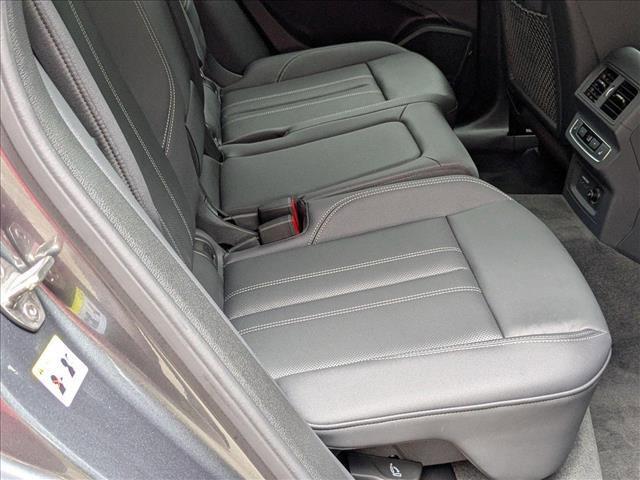 Photo of 2024 Daytona Gray Pearl Effect Audi Q5