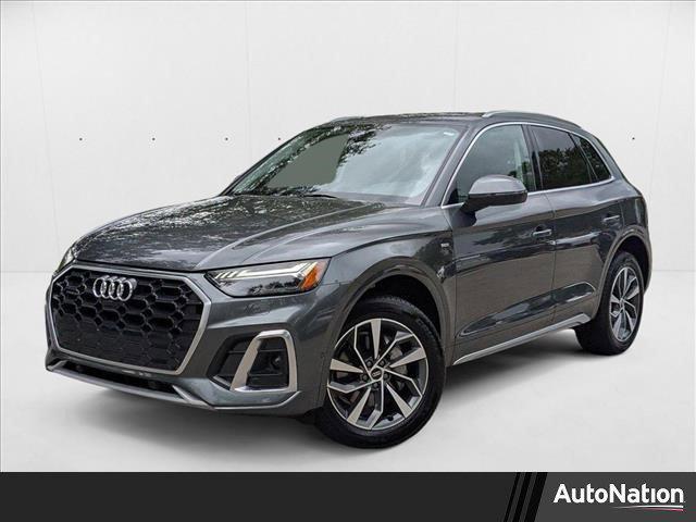 Photo of 2024 Daytona Gray Pearl Effect Audi Q5