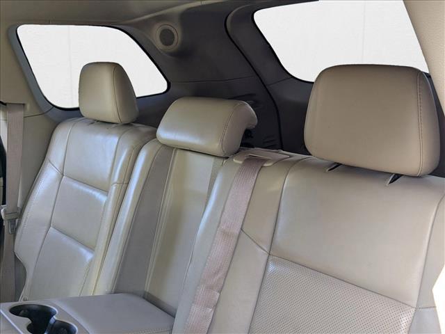 Photo of 2017 Granite Crystal Metallic Clearcoat Jeep Grand Cherokee