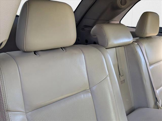 Photo of 2017 Granite Crystal Metallic Clearcoat Jeep Grand Cherokee