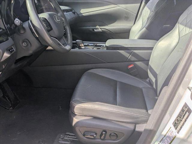 Photo of 2024 Eminent White Pearl Lexus RX 350