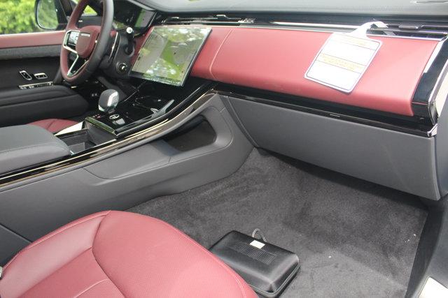 Photo of 2025 Borasco Grey Metallic Land Rover Range Rover Sport