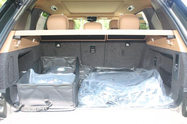 Photo of 2025 Belgravia Green Metallic Land Rover Range Rover
