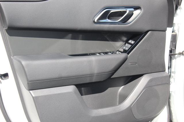 Photo of 2026 Fuji White Land Rover Range Rover Velar