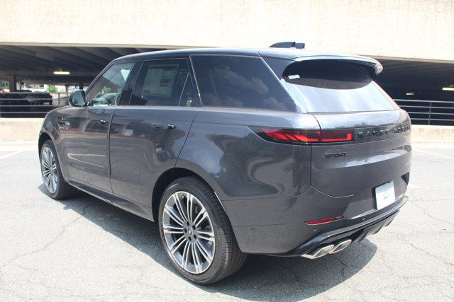 Photo of 2025 Carpathian Grey Premium Metallic Land Rover Range Rover Sport