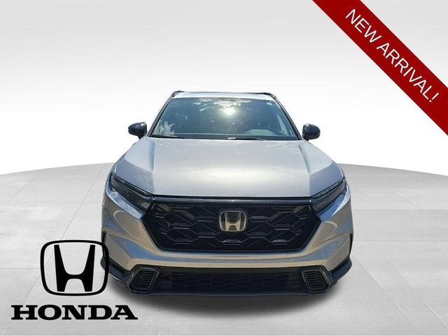 Photo of 2023 Lunar Silver Metallic Honda CR-V Hybrid