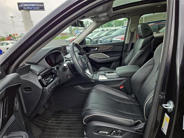Photo of 2023 Phantom Violet Pearl Acura MDX