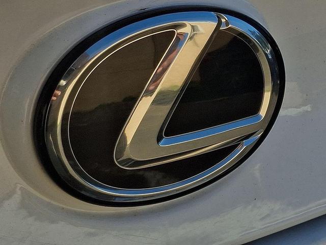 Photo of 2018 Ultra White Lexus LC 500