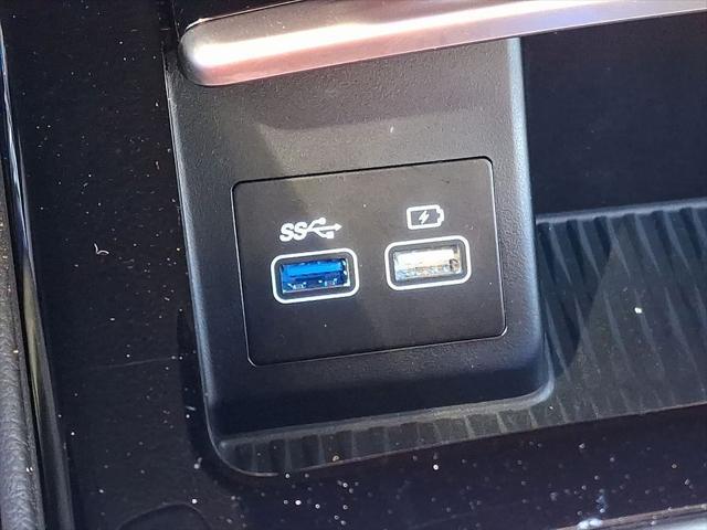 Photo of 2024 Capri Blue Genesis G80