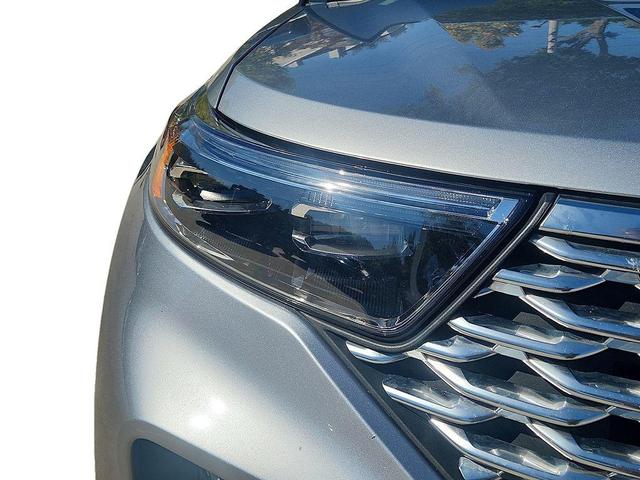 Photo of 2020 Iconic Silver Metallic Ford Explorer