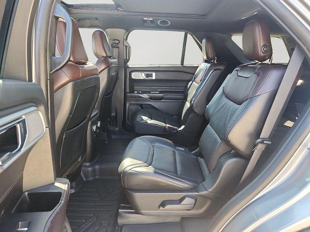Photo of 2020 Iconic Silver Metallic Ford Explorer