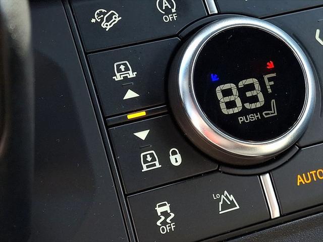 Photo of 2024 Santorini Black Metallic Land Rover Defender