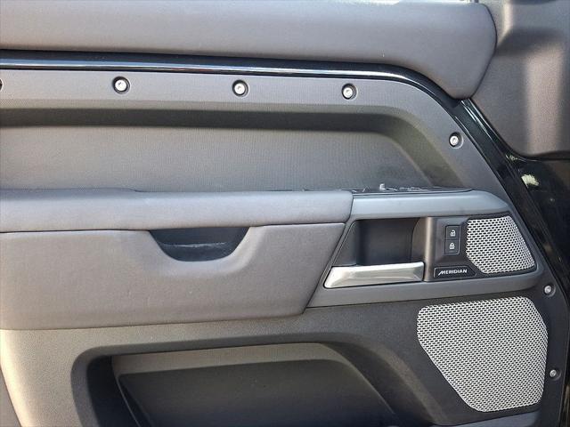 Photo of 2024 Santorini Black Metallic Land Rover Defender