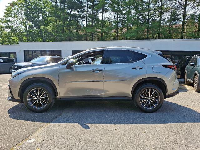 Photo of 2022 Atomic Silver Lexus NX 350