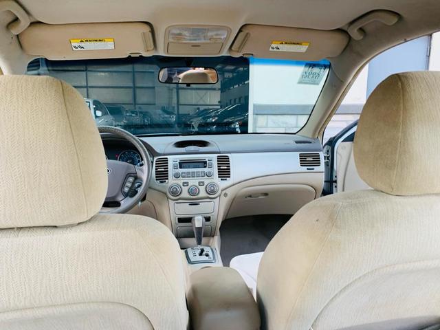 Photo of 2007 WHITE Kia Optima
