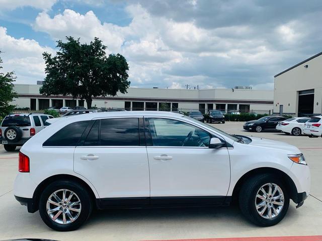 Photo of 2013 White Platinum Tri-Coat Metallic Ford Edge