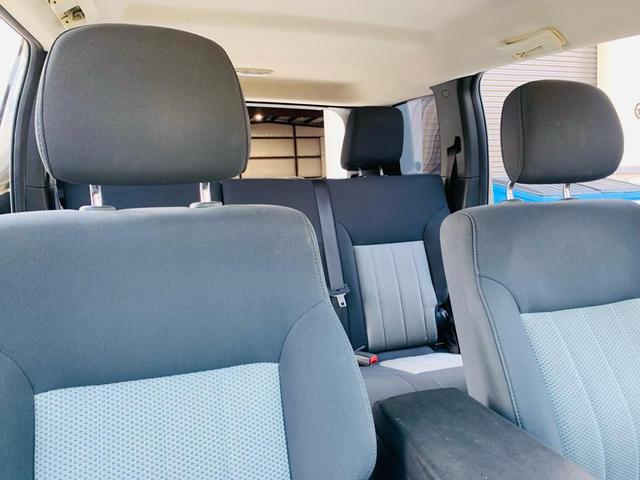 Photo of 2010 Brilliant Black Crystal Pearlcoat Jeep Liberty