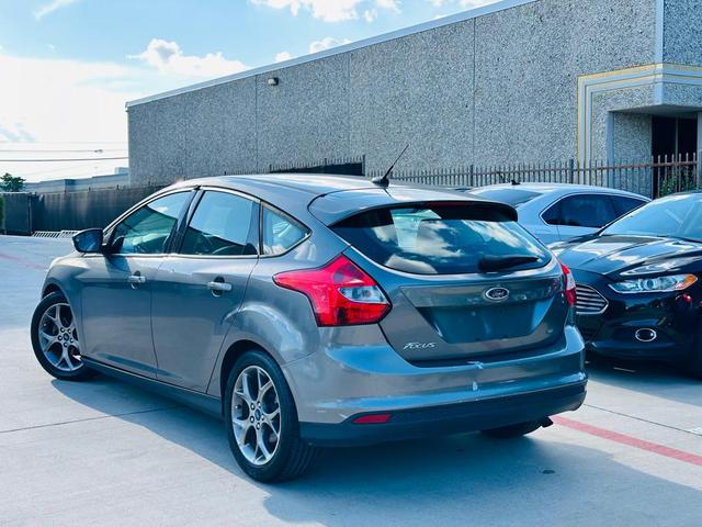 Photo of 2013 Sterling Gray Metallic Ford Focus