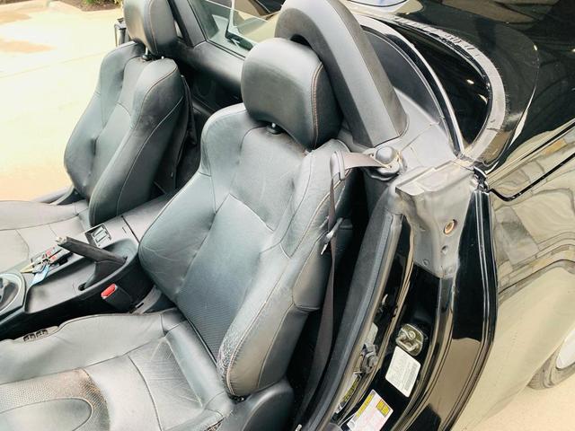 Photo of 2004 Super Black Nissan 350Z