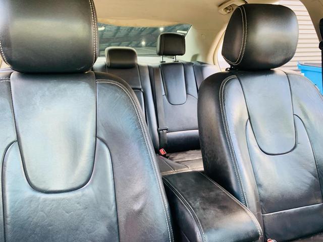 Photo of 2012 BLACK Ford Fusion