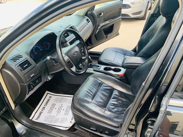 Photo of 2012 BLACK Ford Fusion