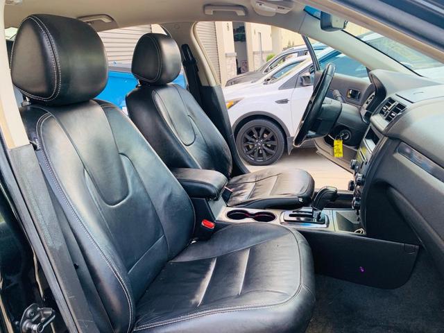 Photo of 2012 BLACK Ford Fusion