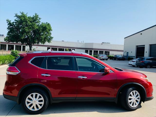 Photo of 2016 Cayenne Red Nissan Rogue