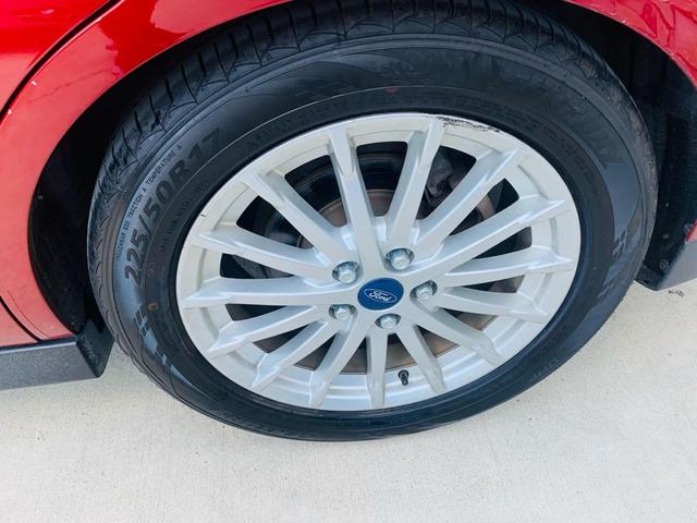 Photo of 2013 Ruby Red Metallic Tinted Clearcoat Ford C-Max Hybrid