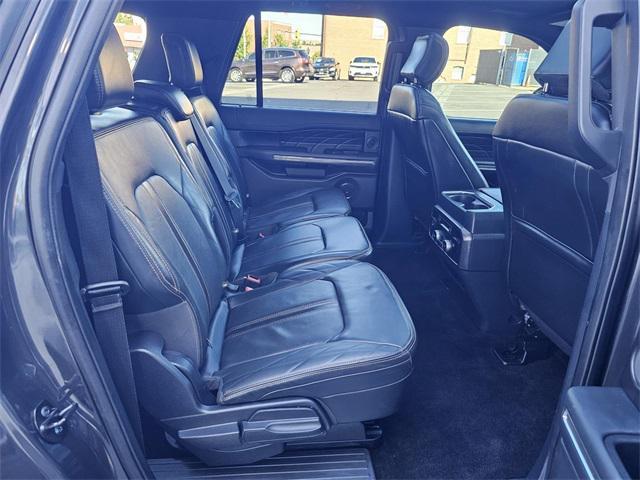 Photo of 2022 Gray Metallic Ford Expedition Max