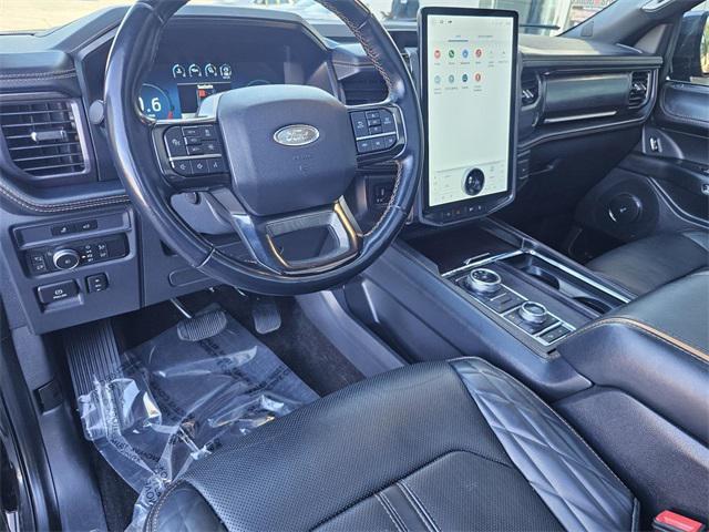 Photo of 2022 Gray Metallic Ford Expedition Max