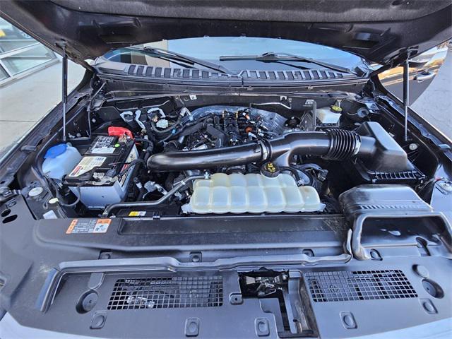 Photo of 2022 Gray Metallic Ford Expedition Max