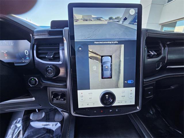 Photo of 2022 Gray Metallic Ford Expedition Max
