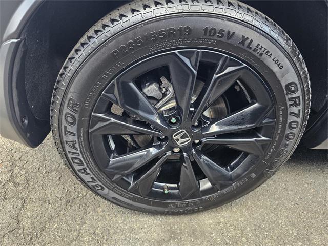 Photo of 2023 Platinum White Pearl Honda CR-V Hybrid