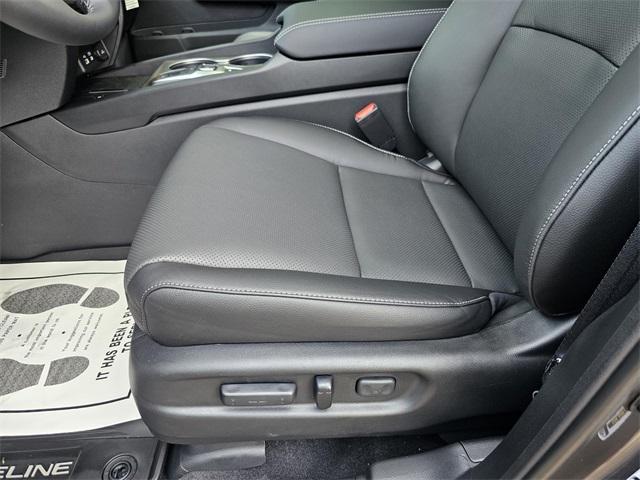 Photo of 2025 Modern Steel Metallic Honda Ridgeline