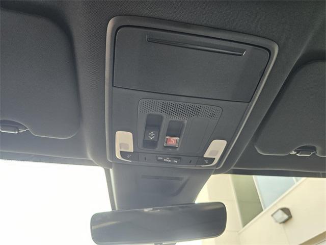 Photo of 2026 Meteorite Gray Metallic Honda CR-V Hybrid
