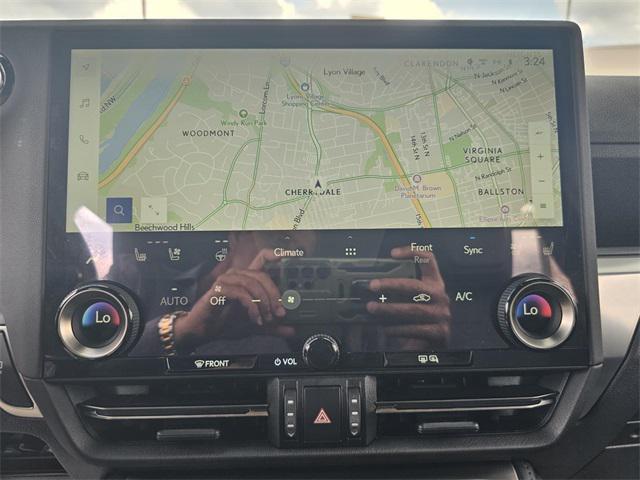 Photo of 2025 Nori Green Pearl Lexus GX 550