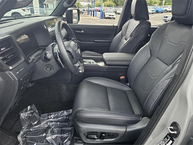 Photo of 2025 Nori Green Pearl Lexus GX 550