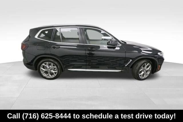 Photo of 2022 Black Sapphire Metallic BMW X3