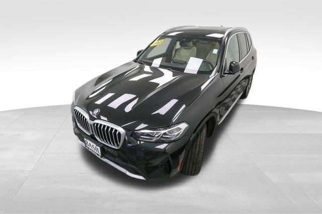Photo of 2022 Black Sapphire Metallic BMW X3
