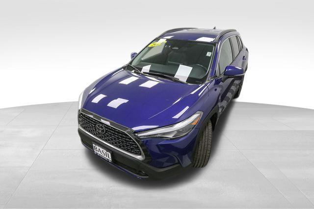 Photo of 2024 Blue Crush Metallic Toyota Corolla Cross