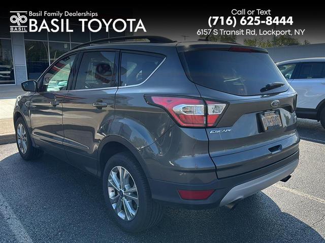 Photo of 2018 Magnetic Metallic Ford Escape