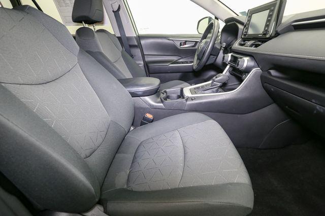 Photo of 2020 Silver Sky Metallic Toyota RAV4
