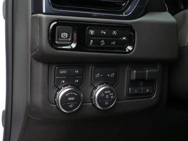 Photo of 2025 Summit White GMC Yukon