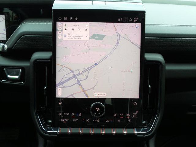 Photo of 2025 Summit White GMC Yukon
